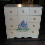 191 3105 CHEST OF DRAWERS